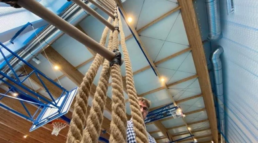 hala sportowa w drewnicy (5)