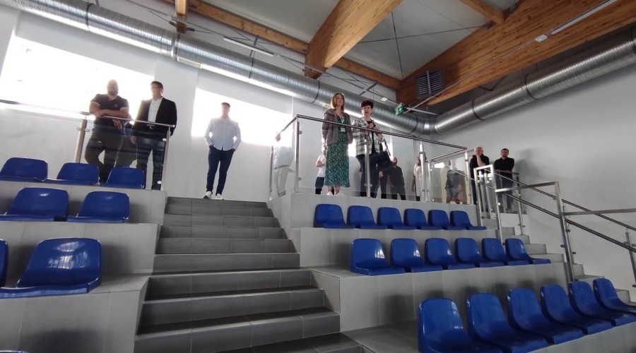 hala sportowa w drewnicy (8)