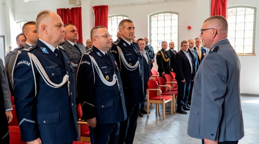 Obchody Święta Policji68