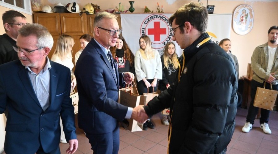 Młoda Krew Ratuje Życie. Pod Honorowym Patronatem Starosty Nowodworskiego. (6)