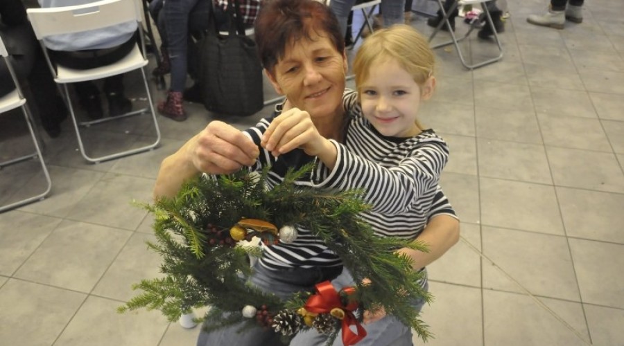 Fabryka Ozdób Choinkowych 2019 (2)