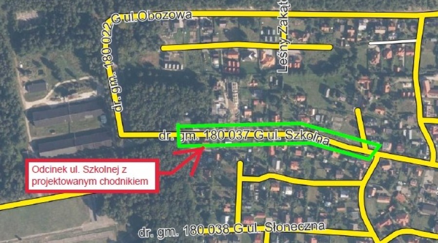 szkolna sztutowo chodnik