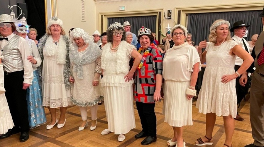 karnawalowy bal seniora16