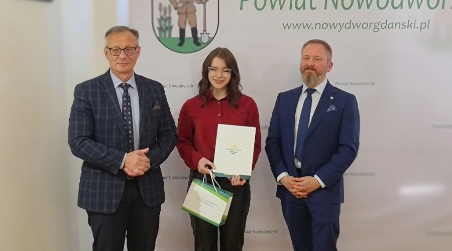 Nagrody sportowe Powiatu Nowodworskiego wręczone. (22)