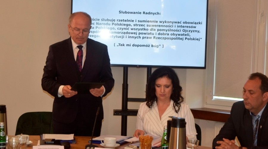 slubowanie wybory starosty powiat nowodworski008