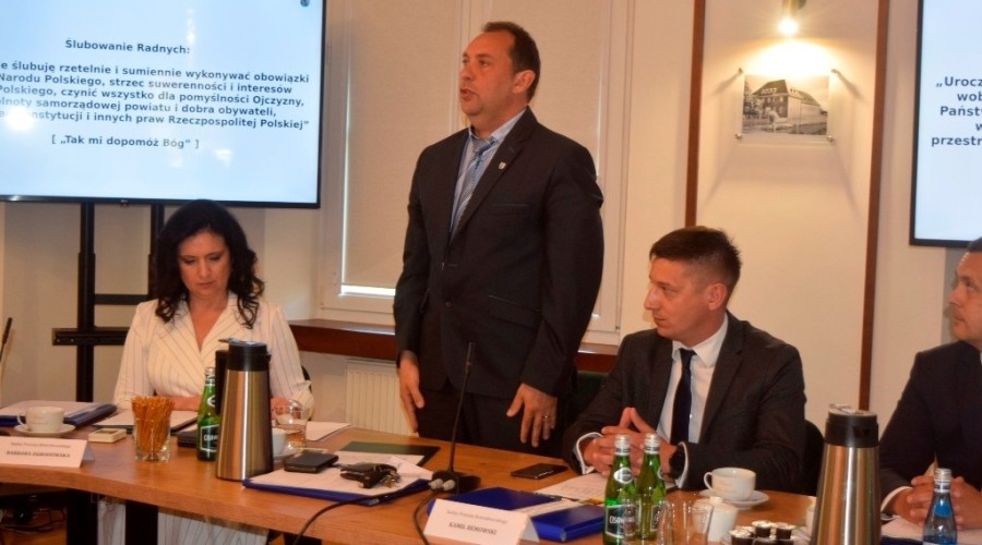 slubowanie wybory starosty powiat nowodworski009