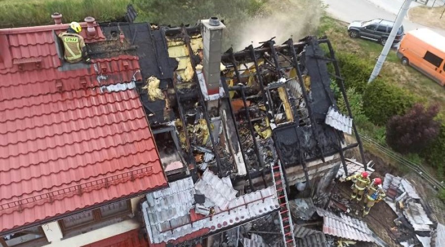 Pożar domu jednorodzinnego w Kiezmark (3)