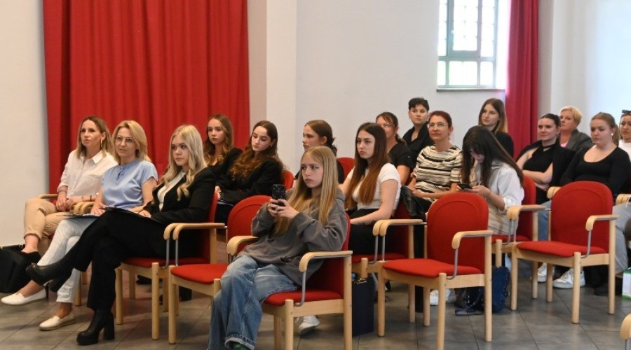 X Jubileuszowa Edycja Wojewódzkiego Konkursu pn. „Absolwent Roku OHP – 2024”12