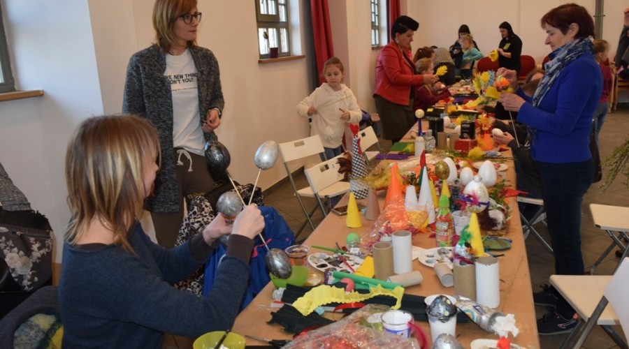 Fabryka ozdób wielkanocnych3712