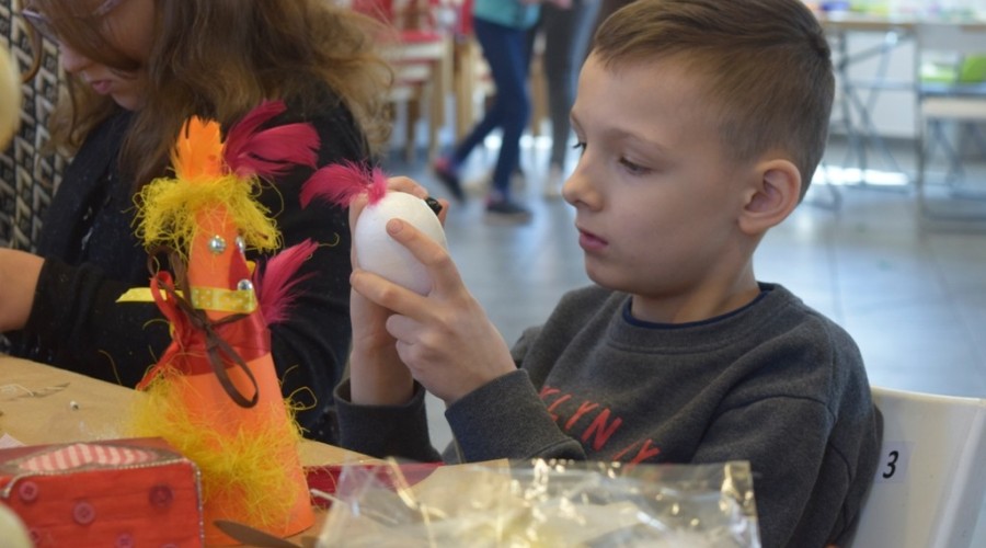 Fabryka ozdób wielkanocnych3716