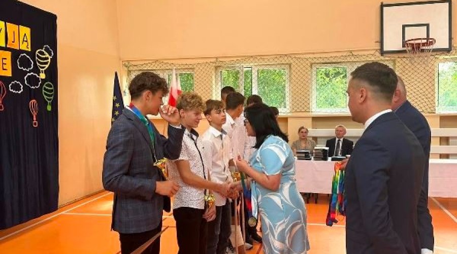 sp 2 zakonczenie roku15