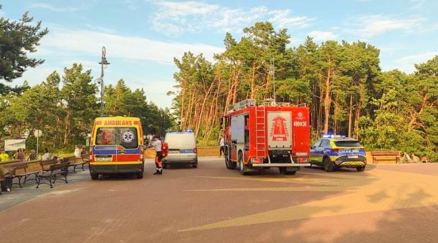 Dwie trudne akcje ratunkowe w Krynicy Morskiej. (2)