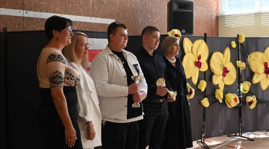 zakonczenie roku szkolnego zespol szkol 2023- 2024 (8)