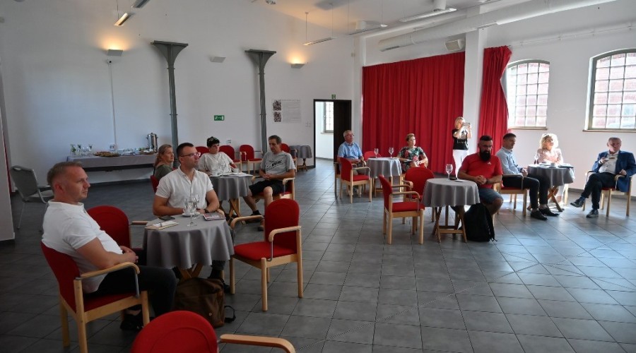  Nadzwyczajne Walne Zebranie Stowarzyszenia LGR Rybacka Brać Mierzei (8)