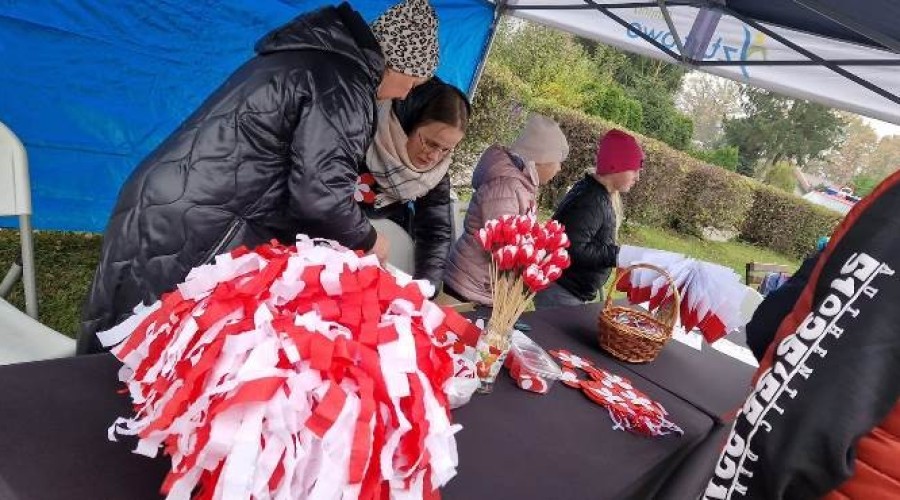 Mieszkańcy Gminy Sztutowo uczcili Święto Niepodległości  (10)
