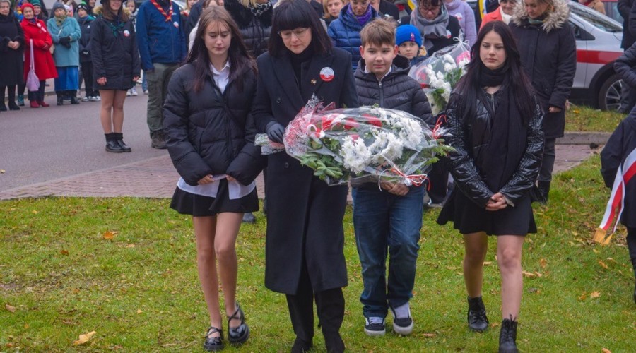 narodowe swieto niepodległosci w nowym dworze gd (47)