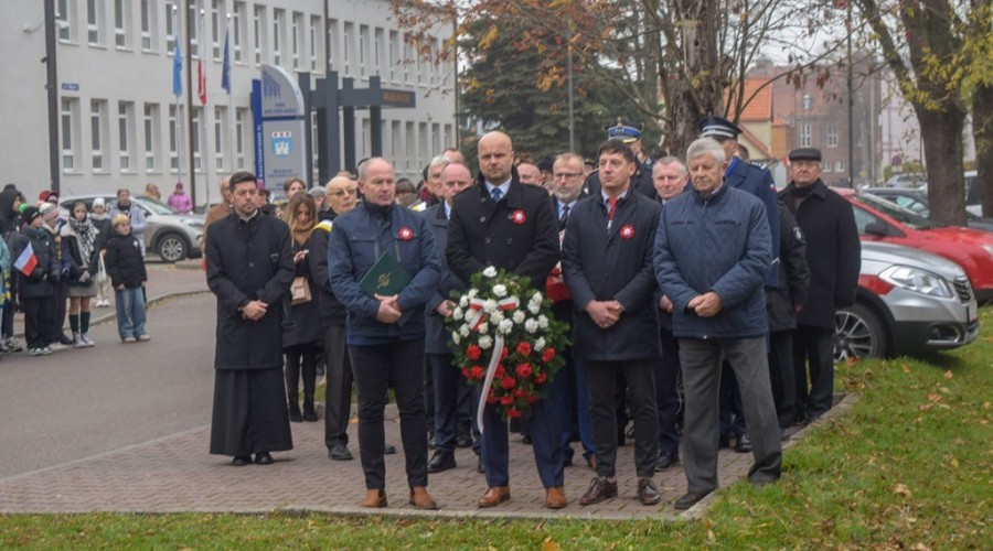 narodowe swieto niepodległosci w nowym dworze gd (80)