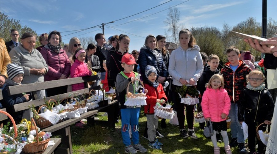 Święcenie pokarmów Rybina 2019 (1,1) (12)