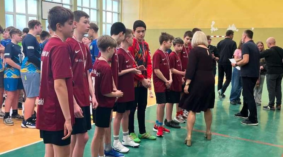 Mistrzostwa Powiatu w Piłce Ręcznej w Sztutowie (10)