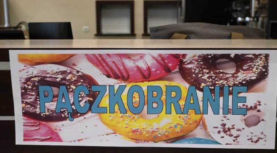 „Pączkobranie” w Zespole Szkół w Nowym Dworze Gdańskim!  (8)