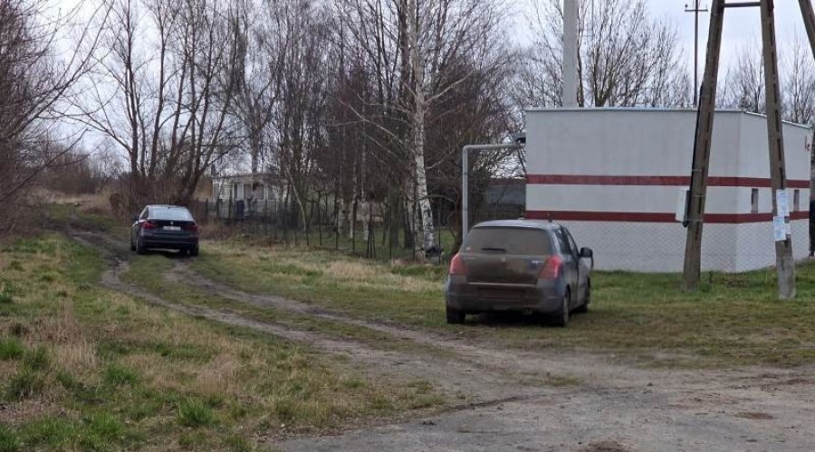 Sceny jak z filmu na Żuławach! Strzały w opony i pogoń za kierowcą który zepchnął radiowóz. (2)