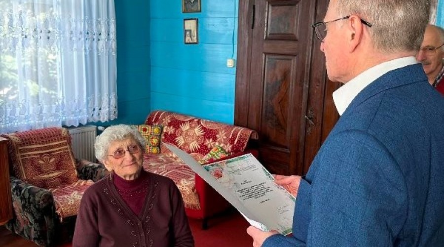  Alina Michałek obchodzi jubileusz 93. urodzin!  (3)