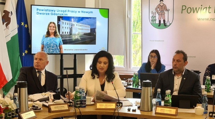 sesja rady powiatu nowodworskiego 17.06 (1)