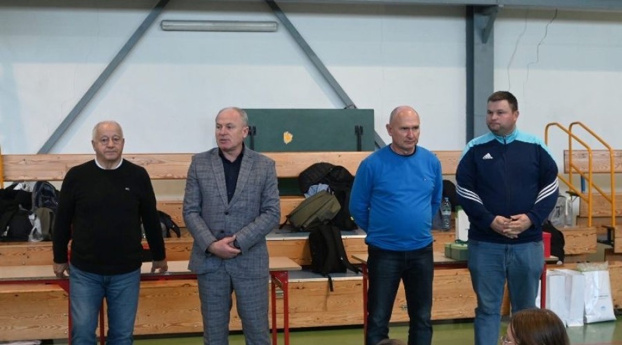 Nowy Dwór Gdański, Hennef i Velká nad Veličkou 6