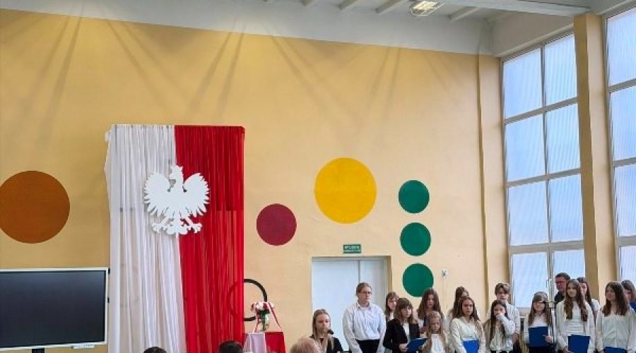 XVIII Konkurs z okazji Dnia Flagi RP w Szkole Podstawowej nr 1 w Nowym Dworze Gdańskim (20)