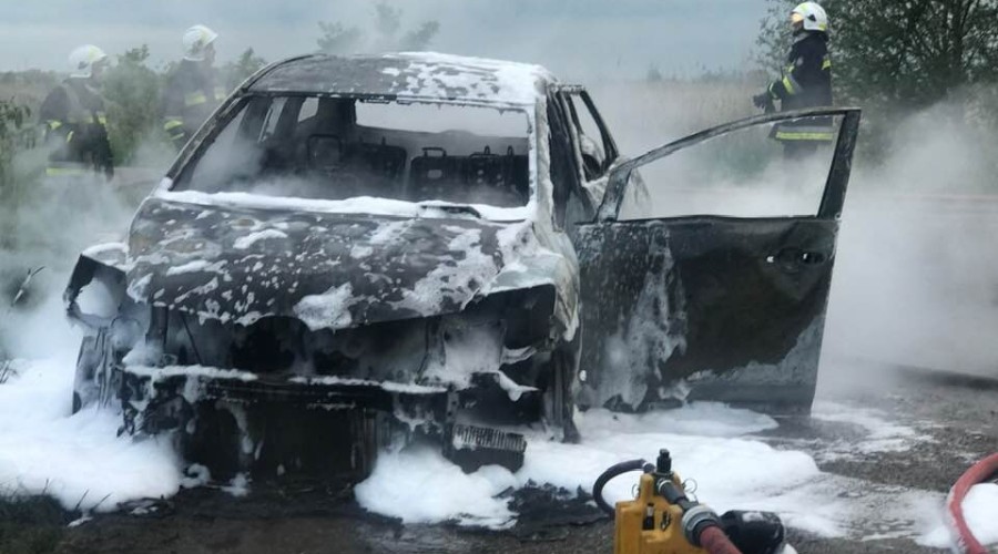 pożar samochodu osłonka (2)