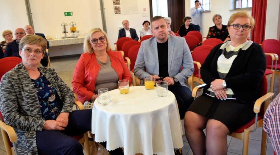 Nowy Dwór Gd. Debata burmistrzów (2)