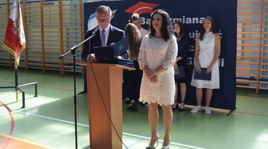 Zakończenie roku szkolnego zespół szkół nr 1 ndg (101)
