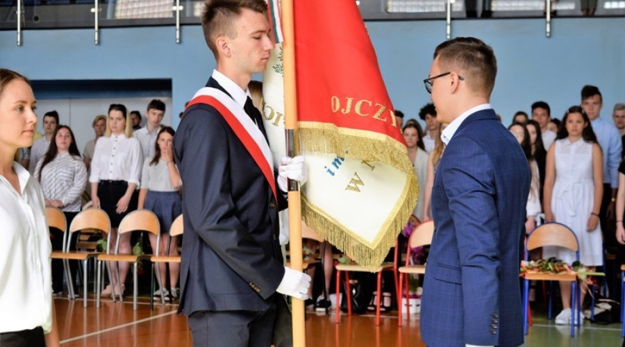 Zakończenie roku szkolnego zespół szkół nr 1 ndg (18)