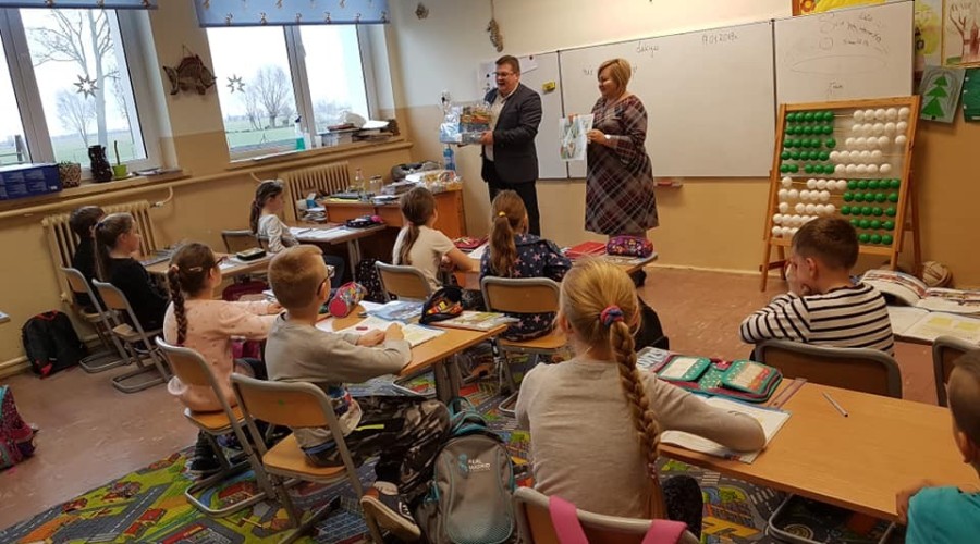 50000076_988627644669731_1856270876622716928_n