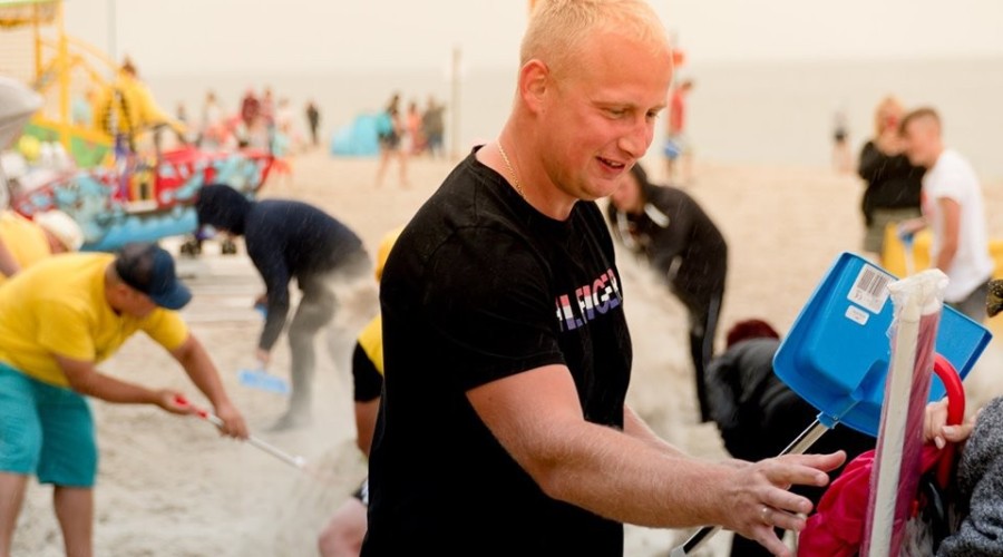 Plażowe Mistrzostwa Budowniczych w Sztutowie (8)