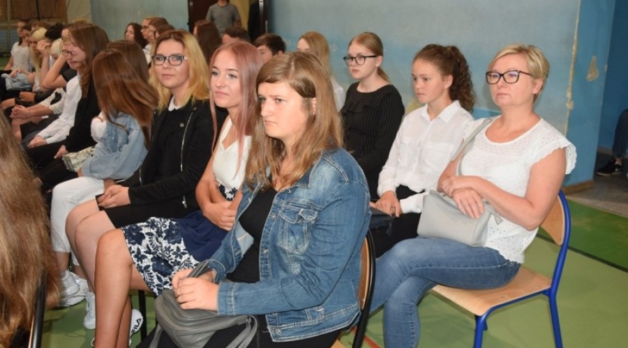 poczatek roku szkolnego liceum zs nr 1 (20)