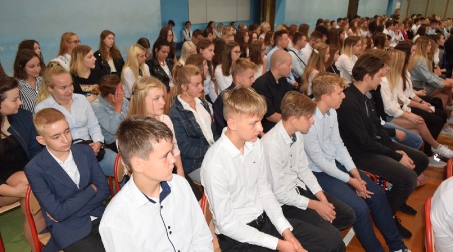 poczatek roku szkolnego liceum zs nr 1 (27)