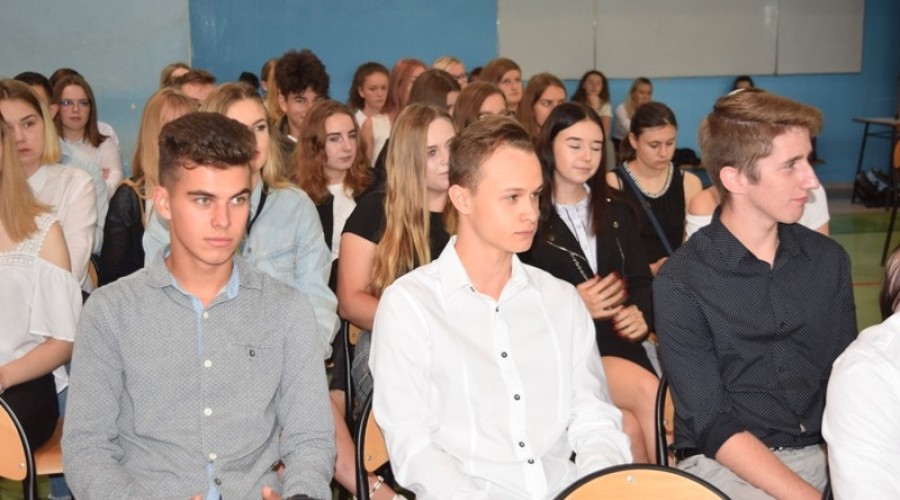 poczatek roku szkolnego liceum zs nr 1 (33)