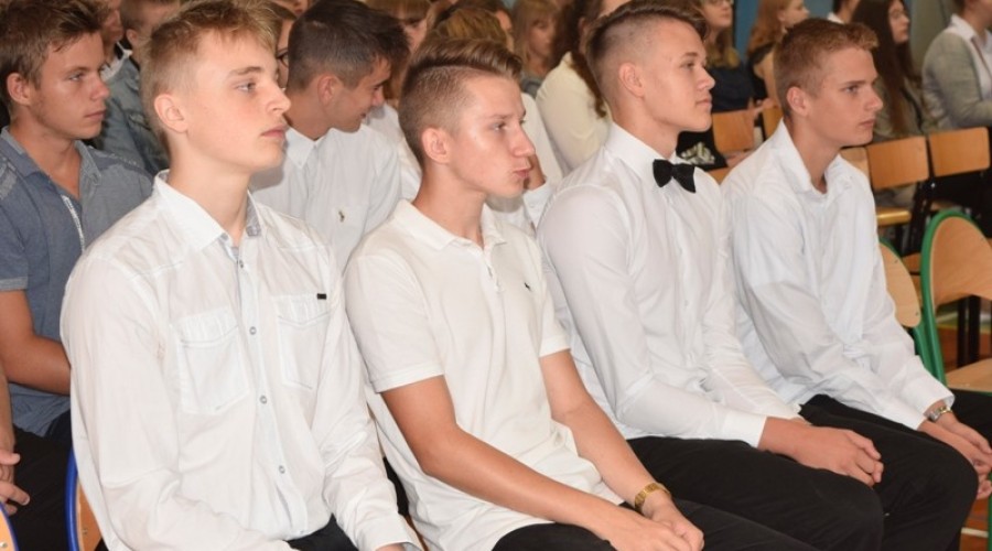 poczatek roku szkolnego liceum zs nr 1 (36)