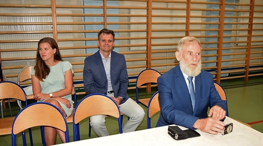 poczatek roku szkolnego liceum zs nr 1 (52)