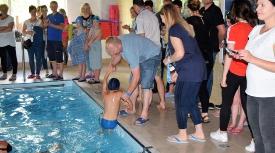 Międzyszkolne zawody pływackie stegna (19)