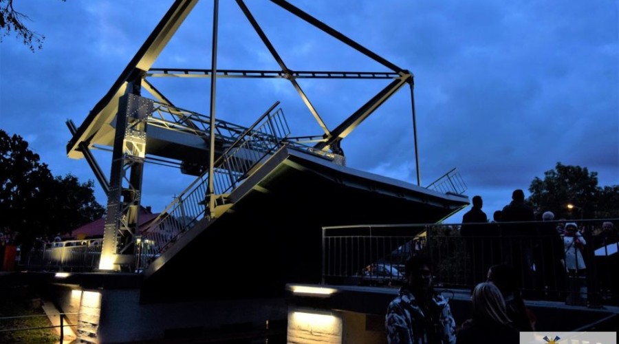 otwarcie mostu zwodzonego nowy dwór gdański (40)