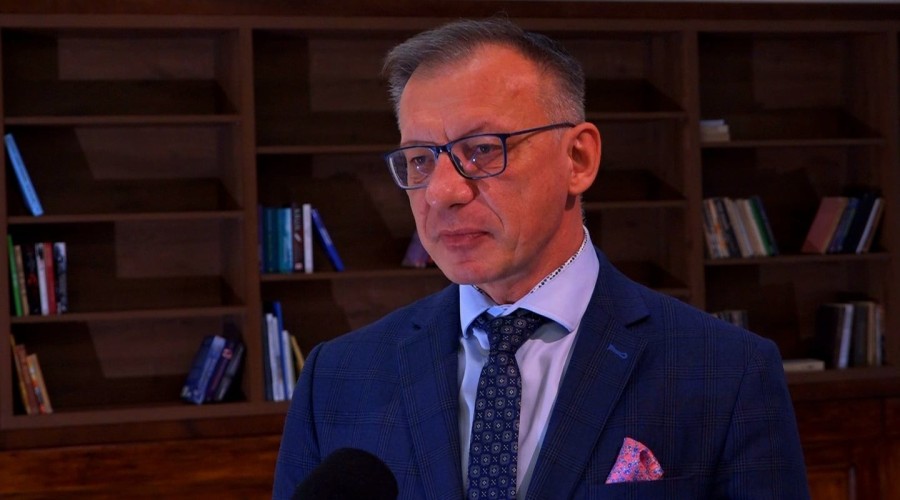 Bookcrossingowa przestrzeń w budynku Starostwa Powiatowego już gotowa (6)