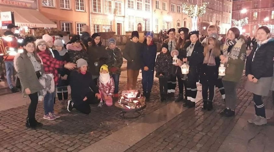 Betlejemskie Światła Pokoju (2)