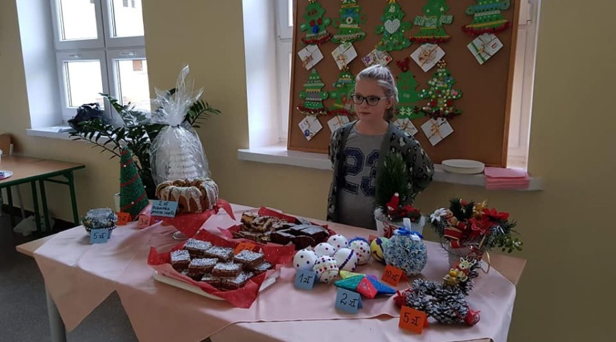 Stegna. Jasełka i kiermasz bożonarodzeniowy (3)