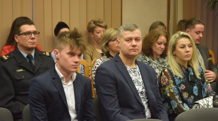 sesja budzetowa powiat nowodworski0120