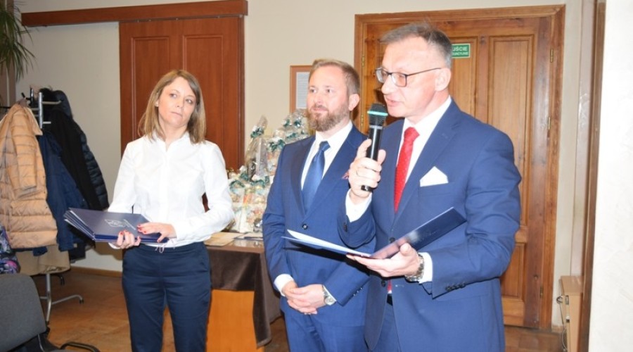 sesja powiat wyróznienia0102