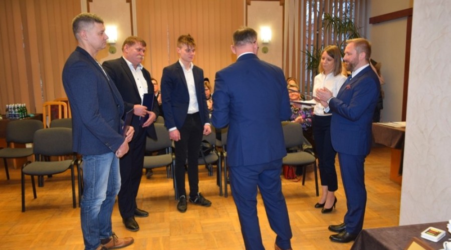 sesja powiat wyróznienia0107