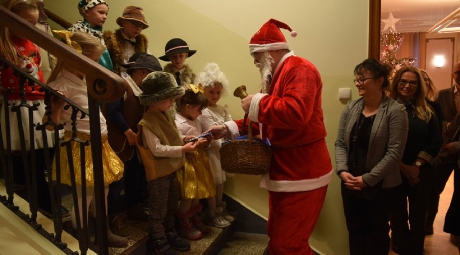 koncert przedszkolaków w starostwie18