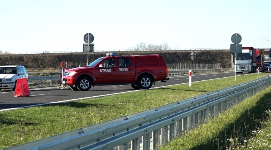 po zderzeniu wyciek paliwa s7 (5)